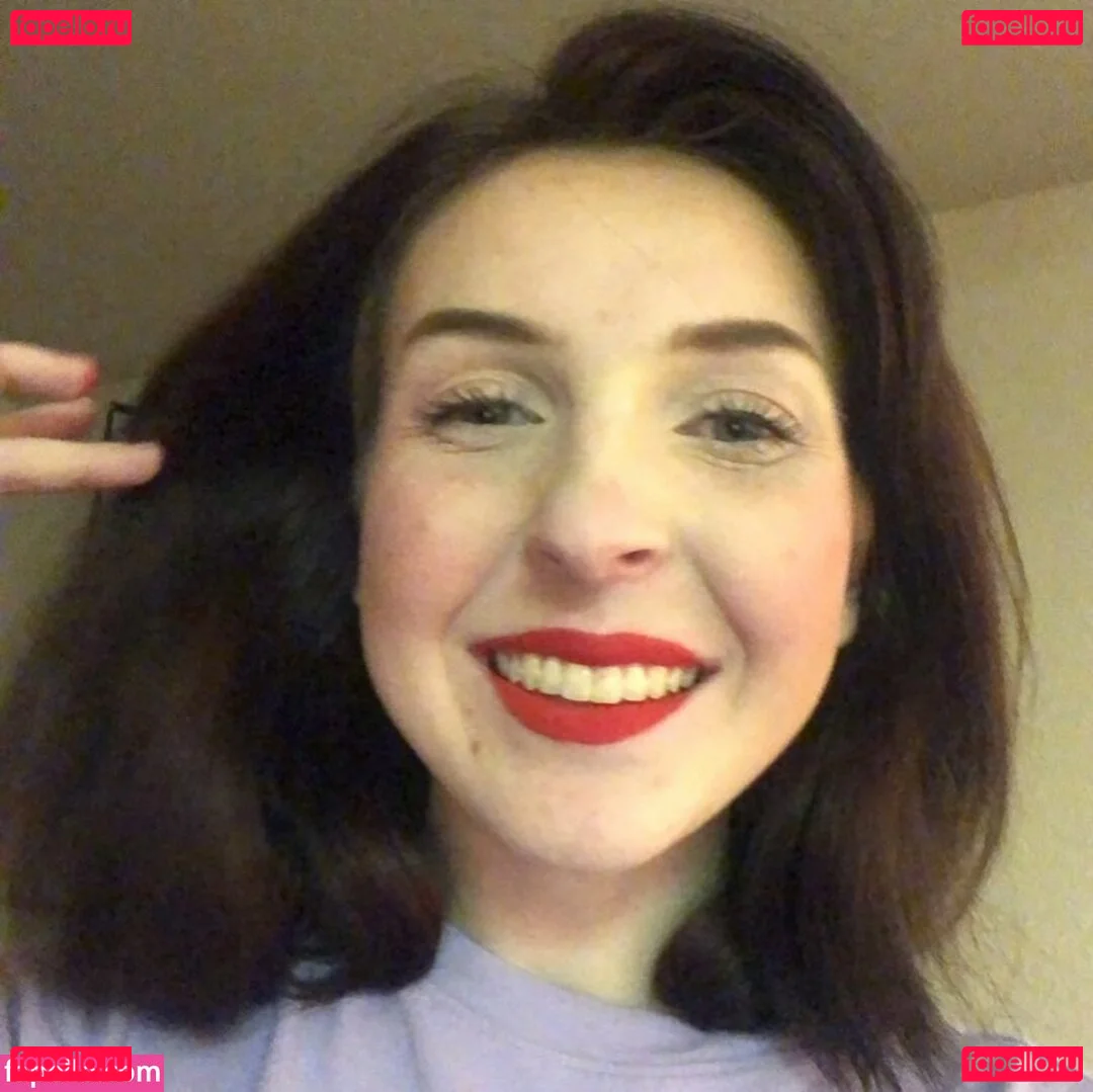 mxssmiaa Onlyfans Photo Gallery 