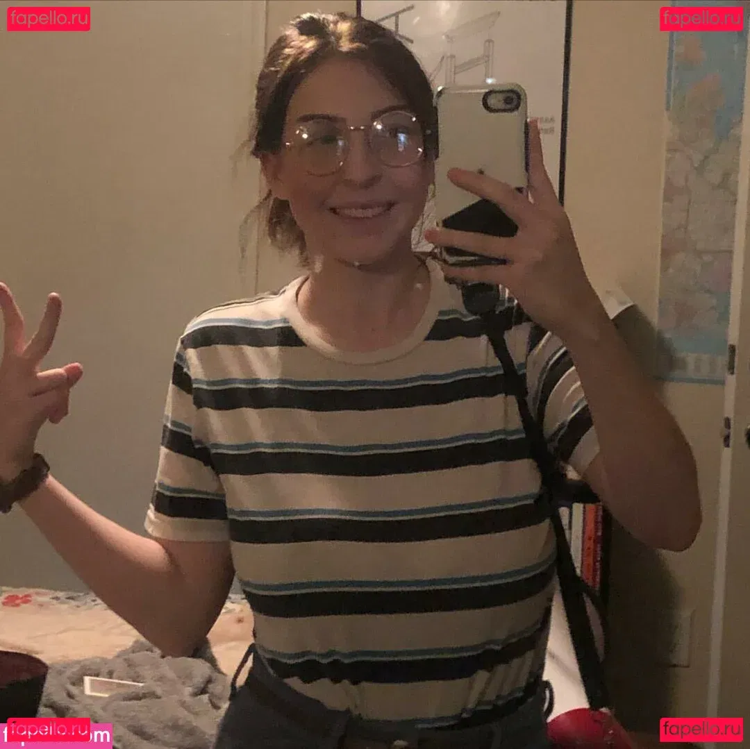 mxssmiaa Onlyfans Photo Gallery 