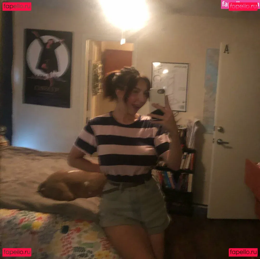 mxssmiaa Onlyfans Photo Gallery 