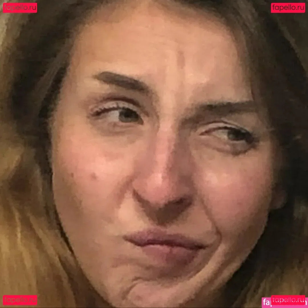 mxssmiaa Onlyfans Photo Gallery 