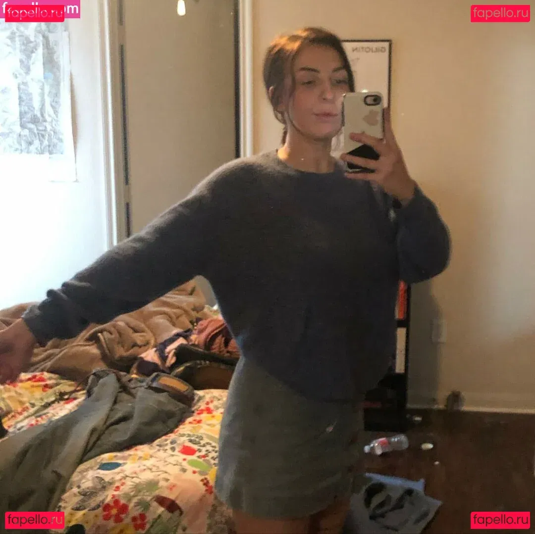 mxssmiaa Onlyfans Photo Gallery 