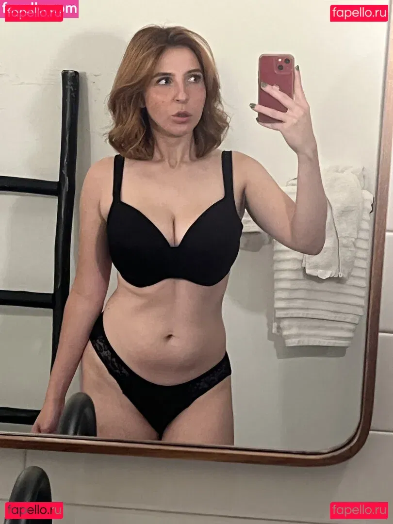 mxssmiaa Onlyfans Photo Gallery 