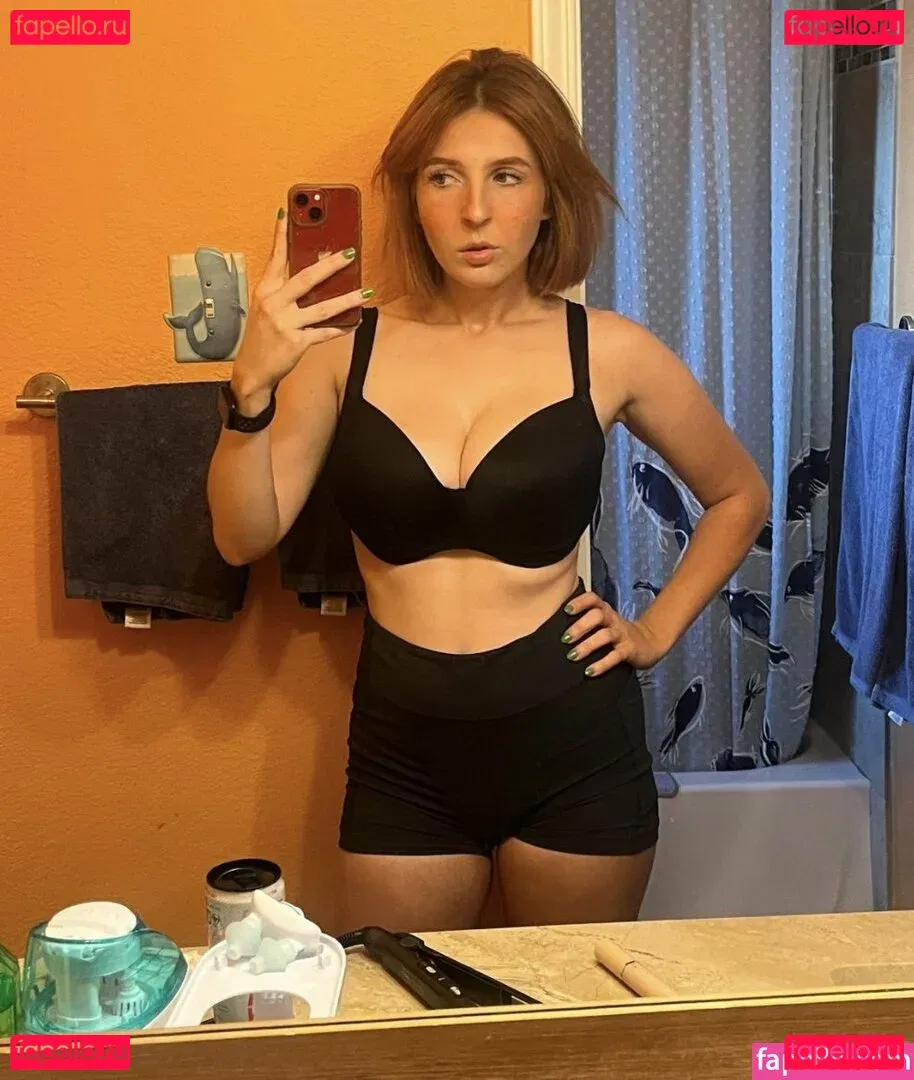 mxssmiaa Onlyfans Photo Gallery 