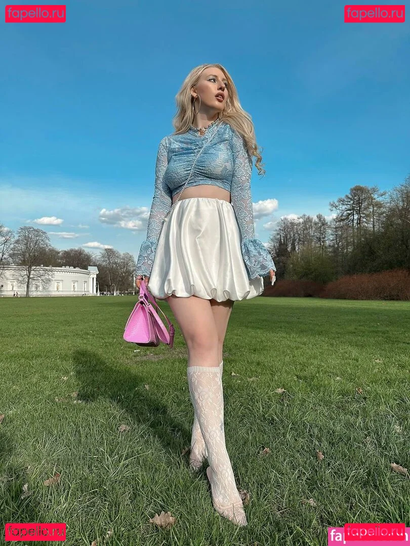 Alice Warmheart Onlyfans Photo Gallery 