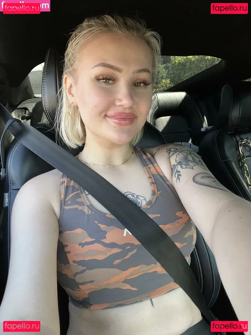 Leeza Onlyfans Photo Gallery 