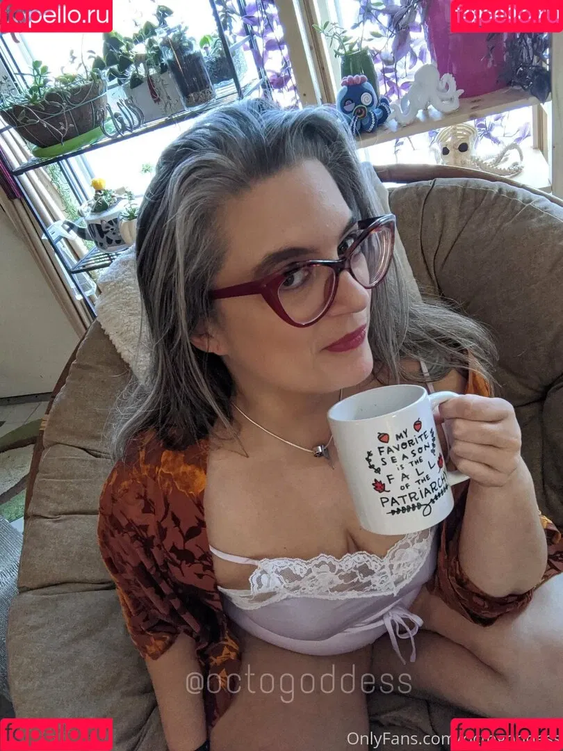 octogoddess Onlyfans Photo Gallery 