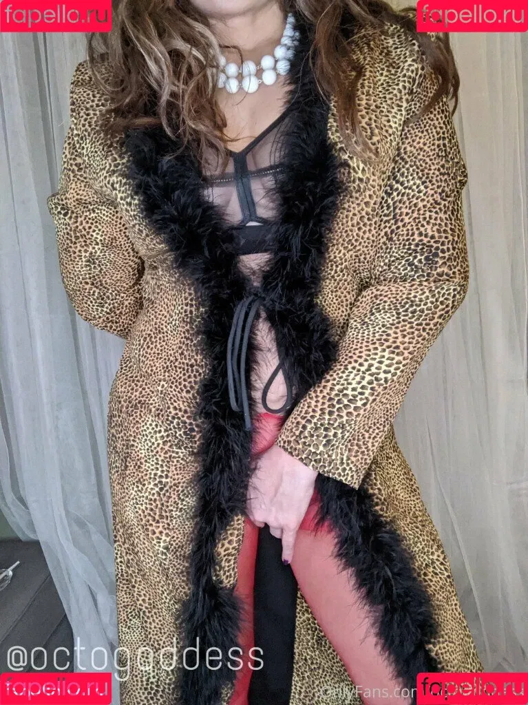 octogoddess Onlyfans Photo Gallery 