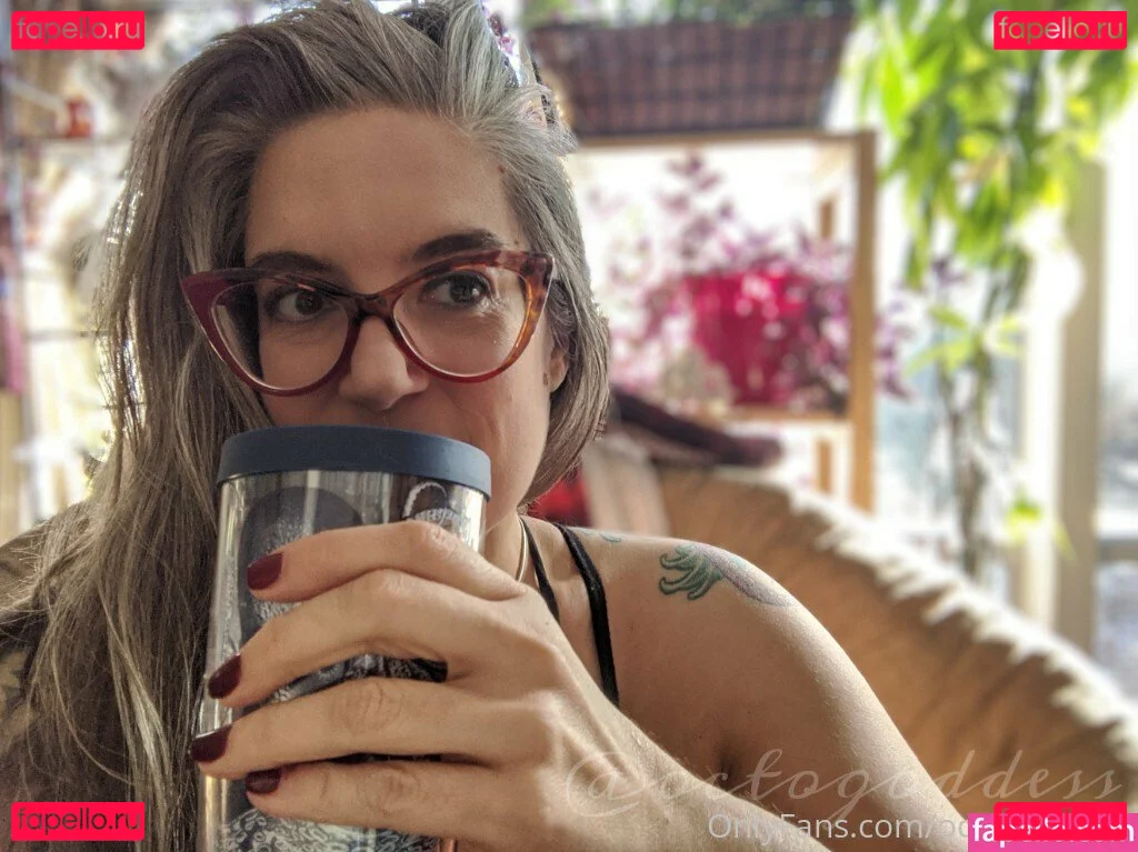 octogoddess Onlyfans Photo Gallery 