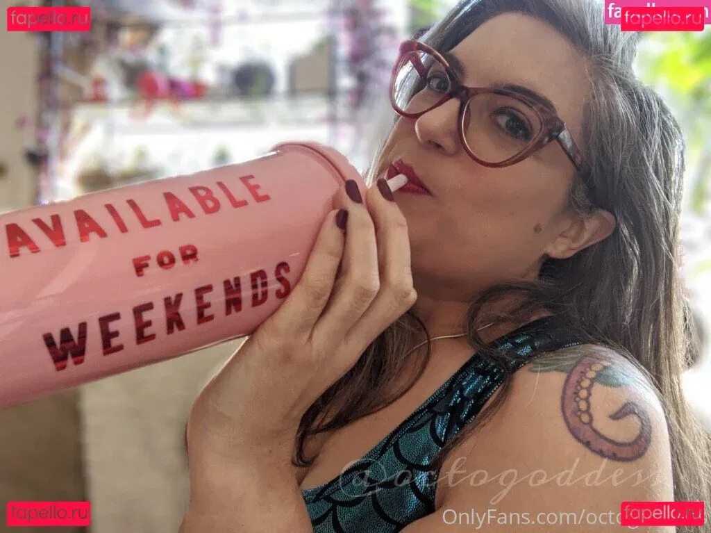 octogoddess Onlyfans Photo Gallery 