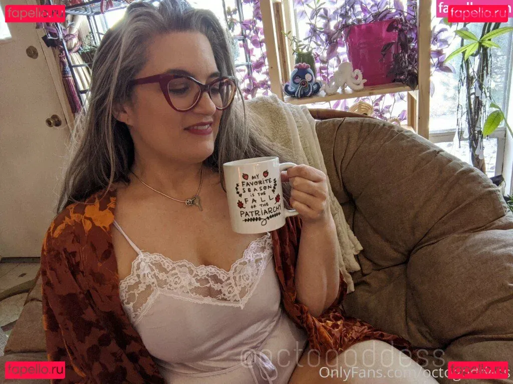 octogoddess Onlyfans Photo Gallery 