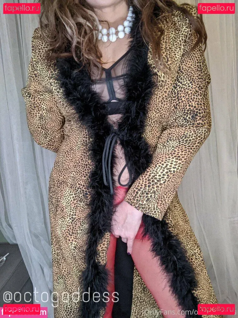 octogoddess Onlyfans Photo Gallery 