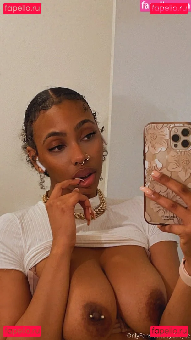 sydneyce Onlyfans Photo Gallery 