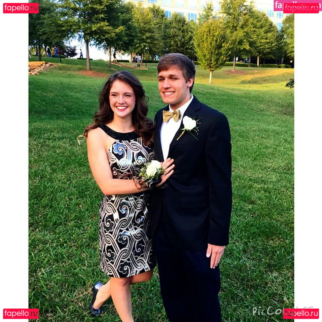 Leighton Wilson Onlyfans Photo Gallery 