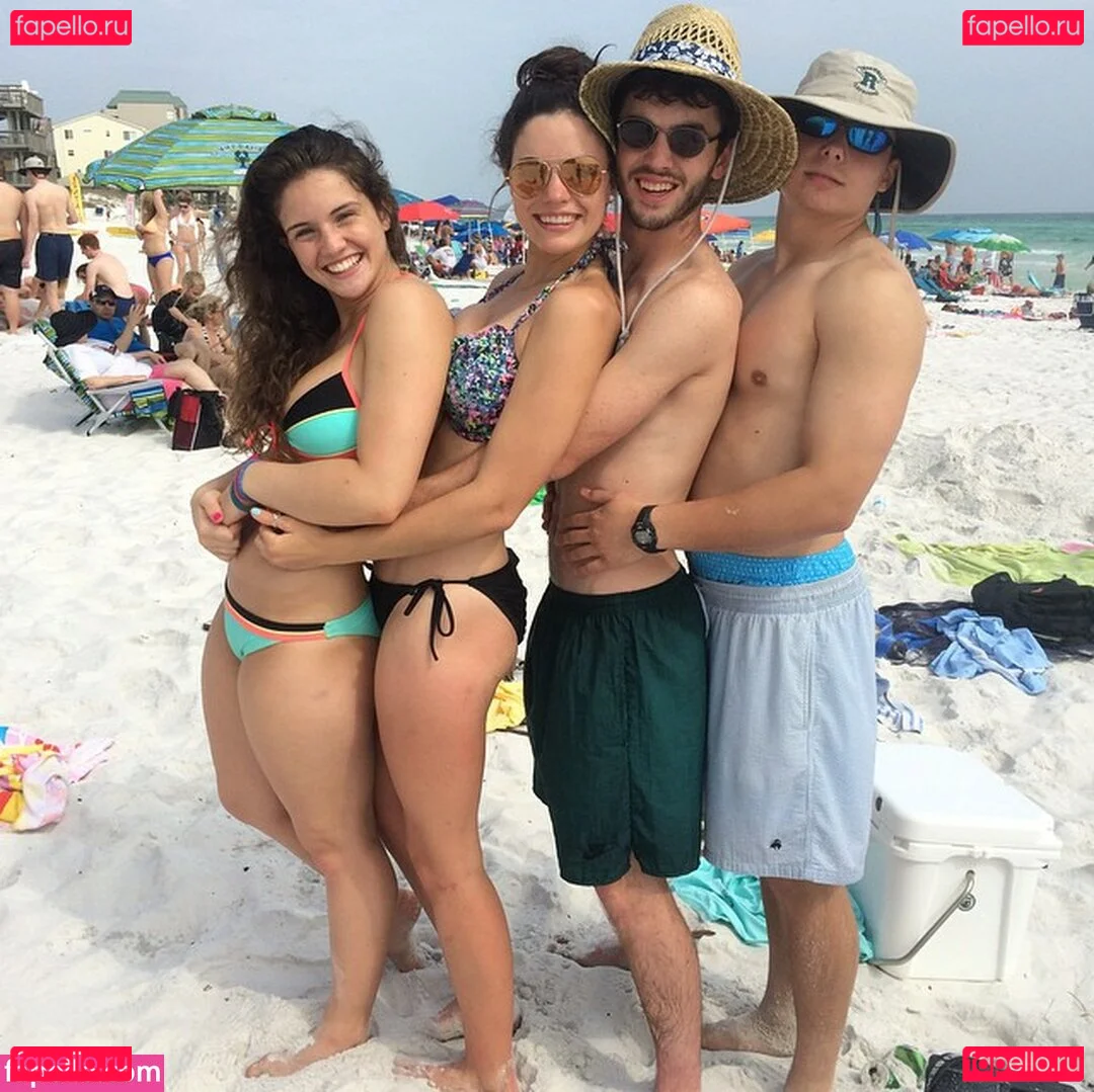 Leighton Wilson Onlyfans Photo Gallery 