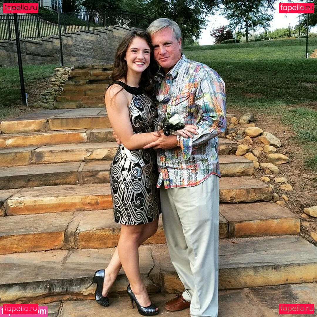 Leighton Wilson Onlyfans Photo Gallery 