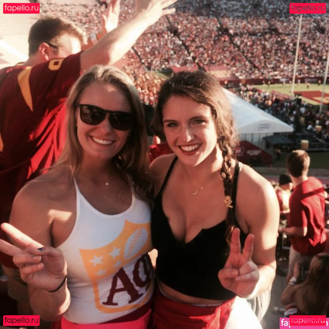 Leighton Wilson Onlyfans Photo Gallery 