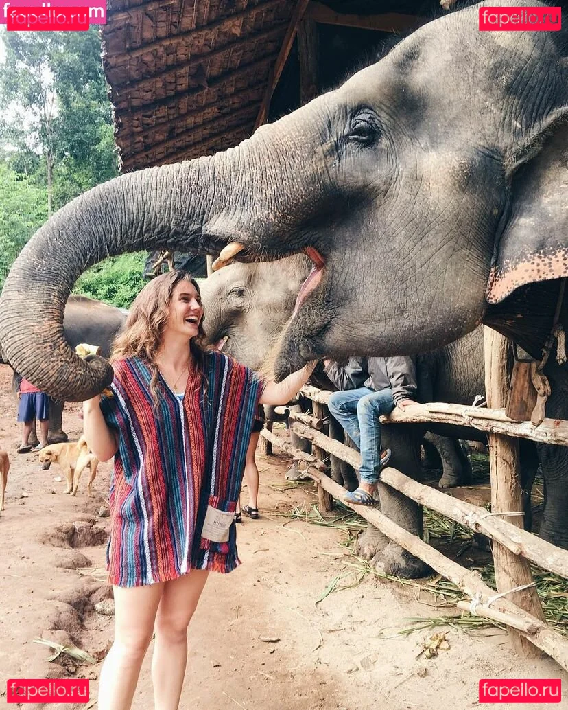 Leighton Wilson Onlyfans Photo Gallery 