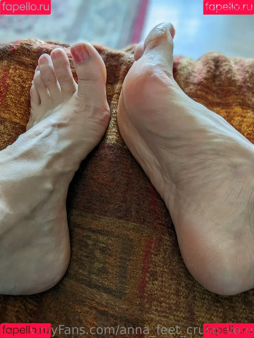 anna_feet_crush_vore Onlyfans Photo Gallery 
