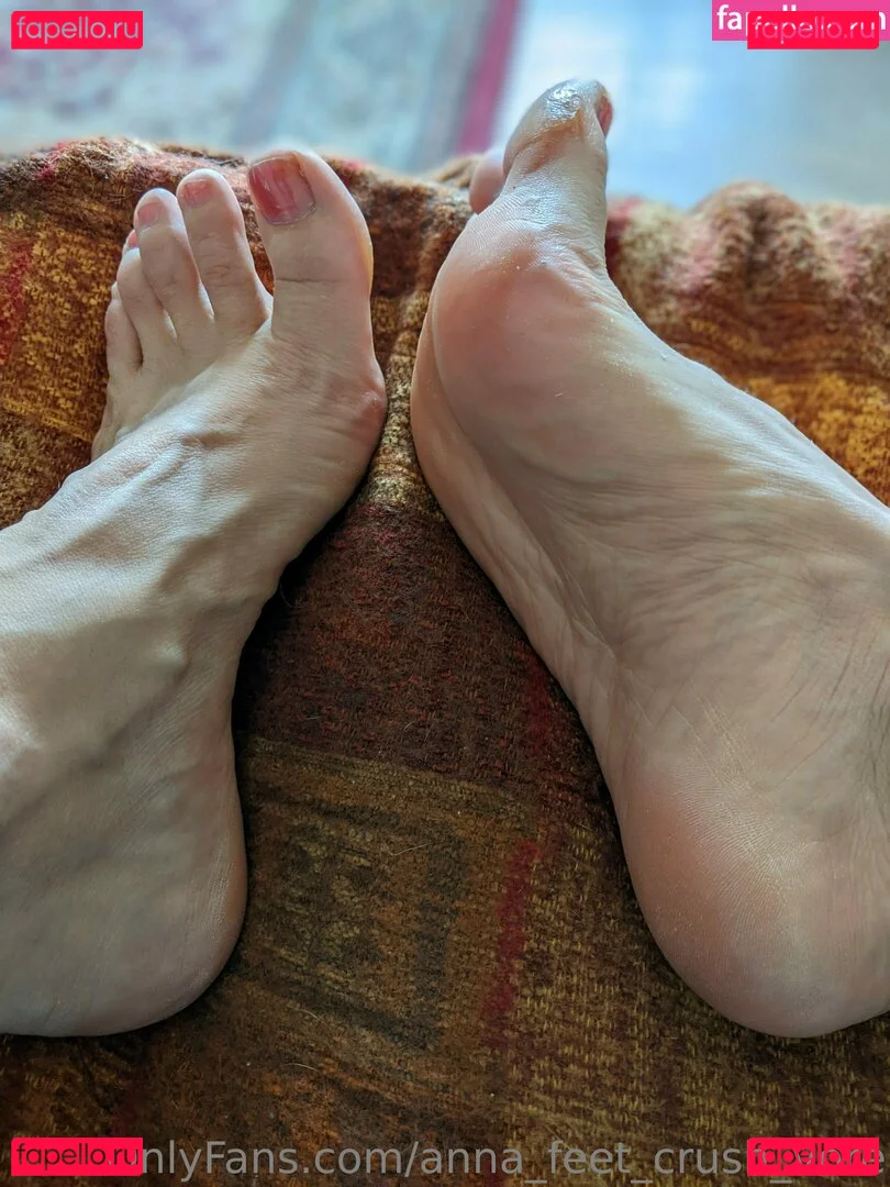 anna_feet_crush_vore Onlyfans Photo Gallery 