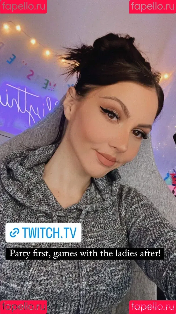 Aliythia Onlyfans Photo Gallery 