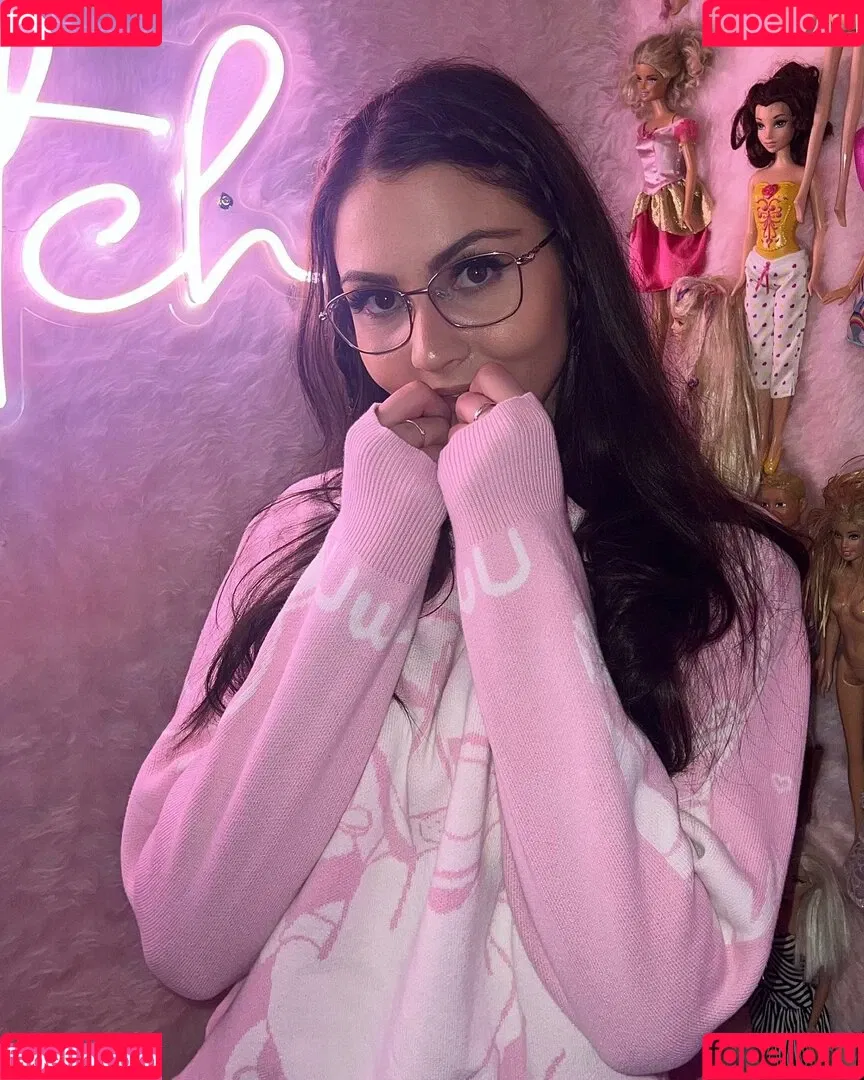 Aliythia Onlyfans Photo Gallery 