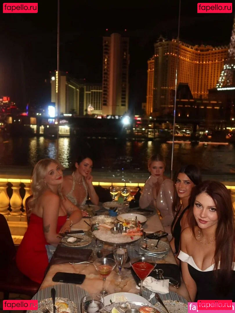 Aliythia Onlyfans Photo Gallery 