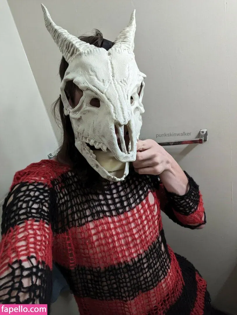 Punkskinwalker Onlyfans Photo Gallery 