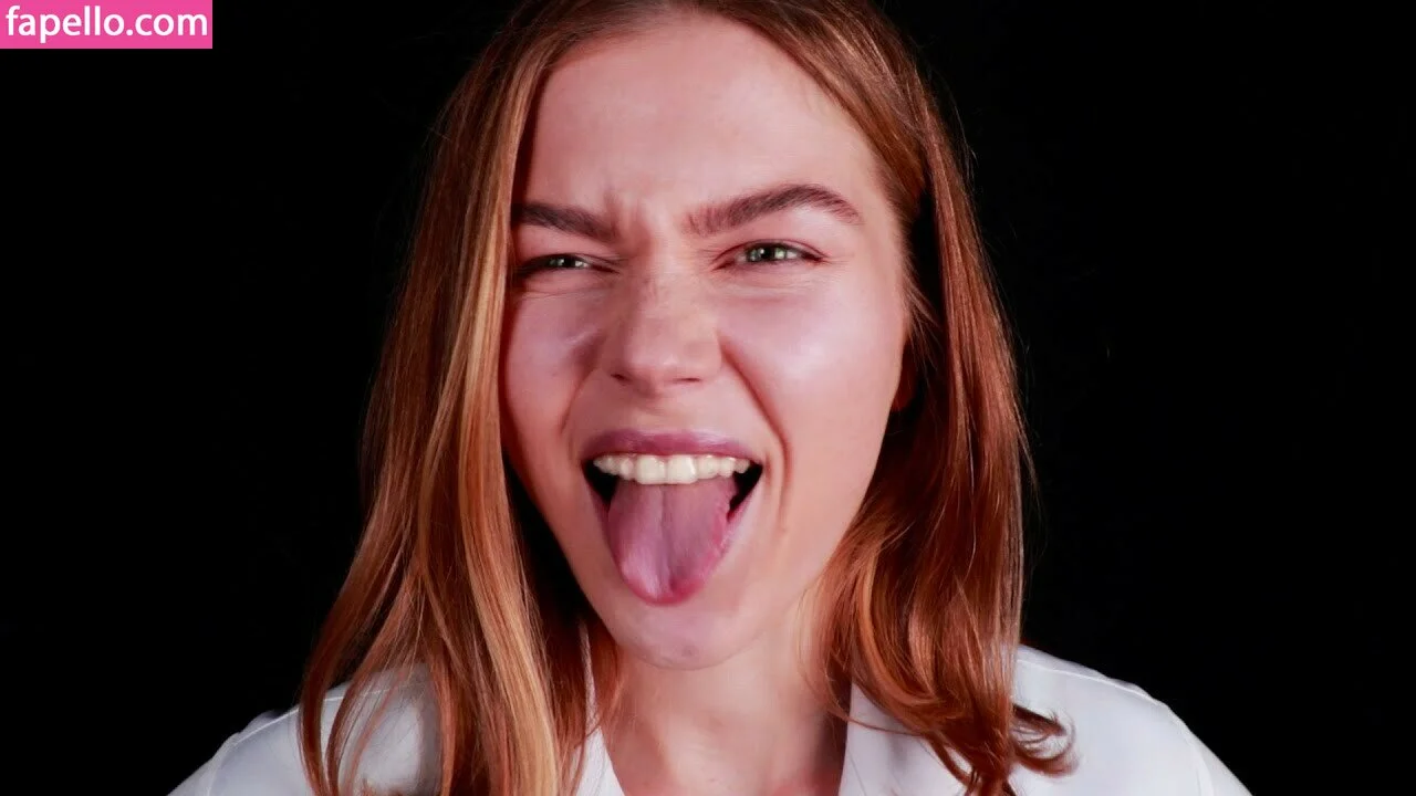 Lizi Asmr Onlyfans Photo Gallery 