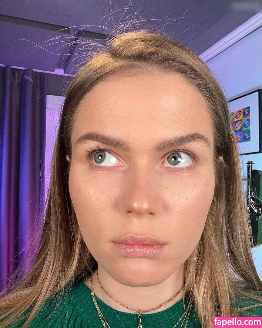 Lizi Asmr Onlyfans Photo Gallery 