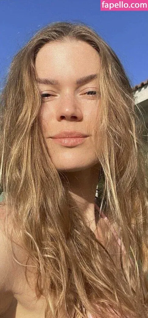 Lizi Asmr Onlyfans Photo Gallery 