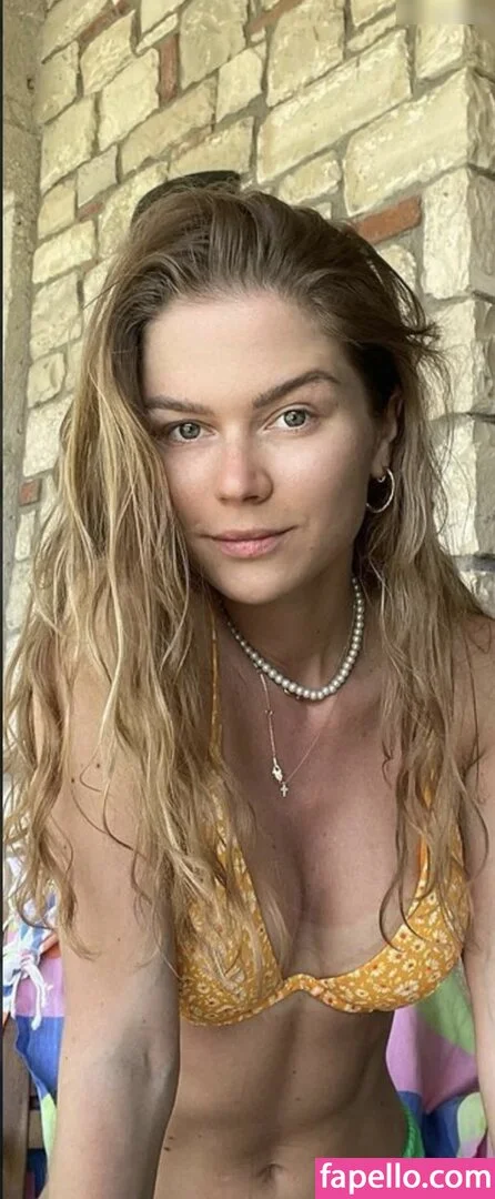 Lizi Asmr Onlyfans Photo Gallery 