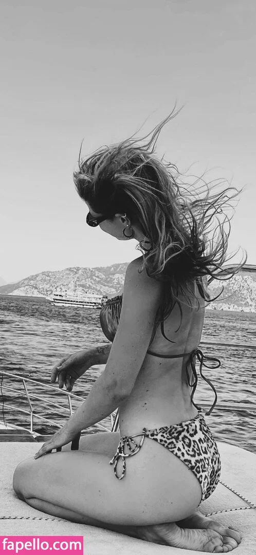 Lizi Asmr Onlyfans Photo Gallery 