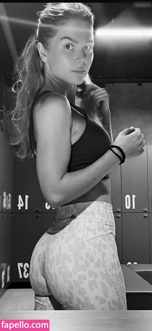 Lizi Asmr Onlyfans Photo Gallery 