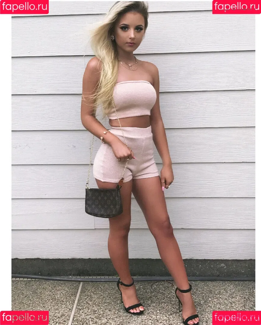 Ashlyn Sharp Onlyfans Photo Gallery 