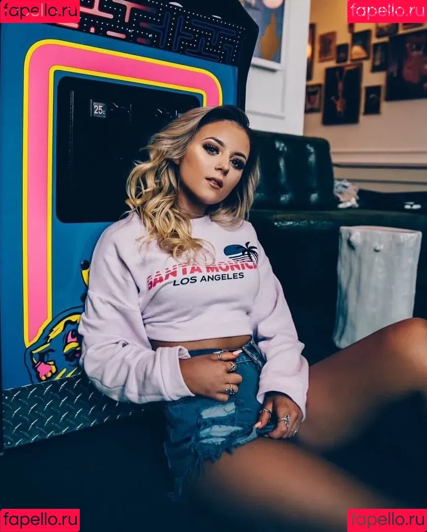 Ashlyn Sharp Onlyfans Photo Gallery 