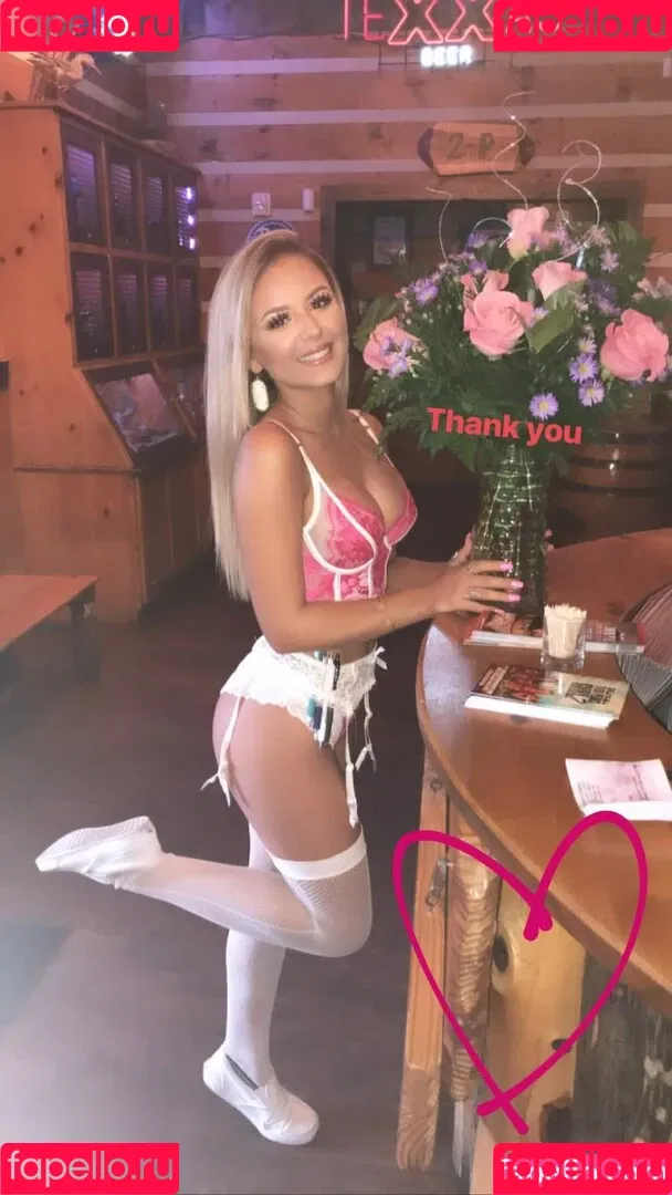 Ashlyn Sharp Onlyfans Photo Gallery 