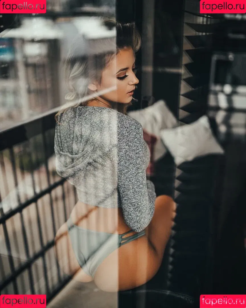 Ashlyn Sharp Onlyfans Photo Gallery 