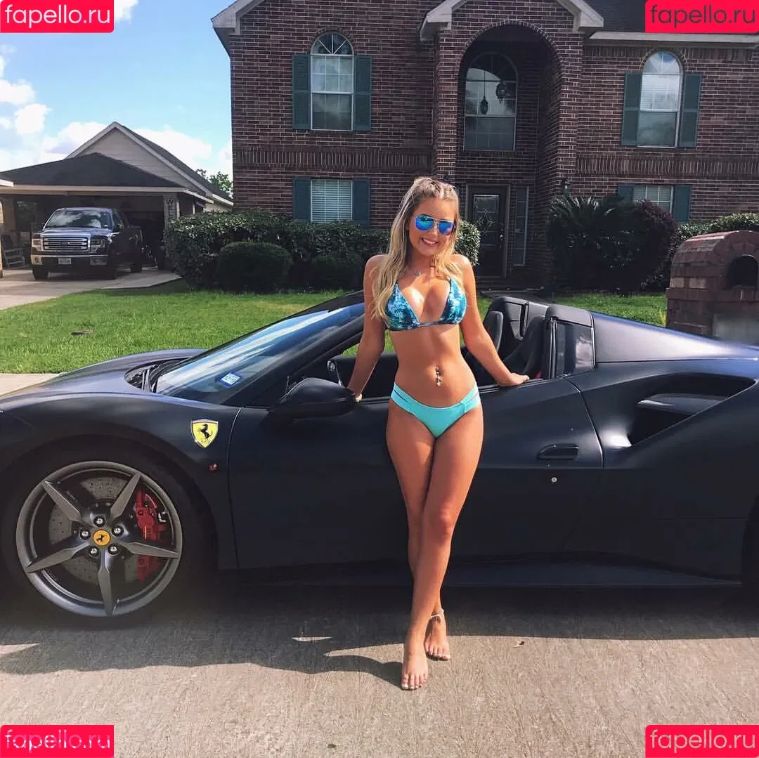 Ashlyn Sharp Onlyfans Photo Gallery 