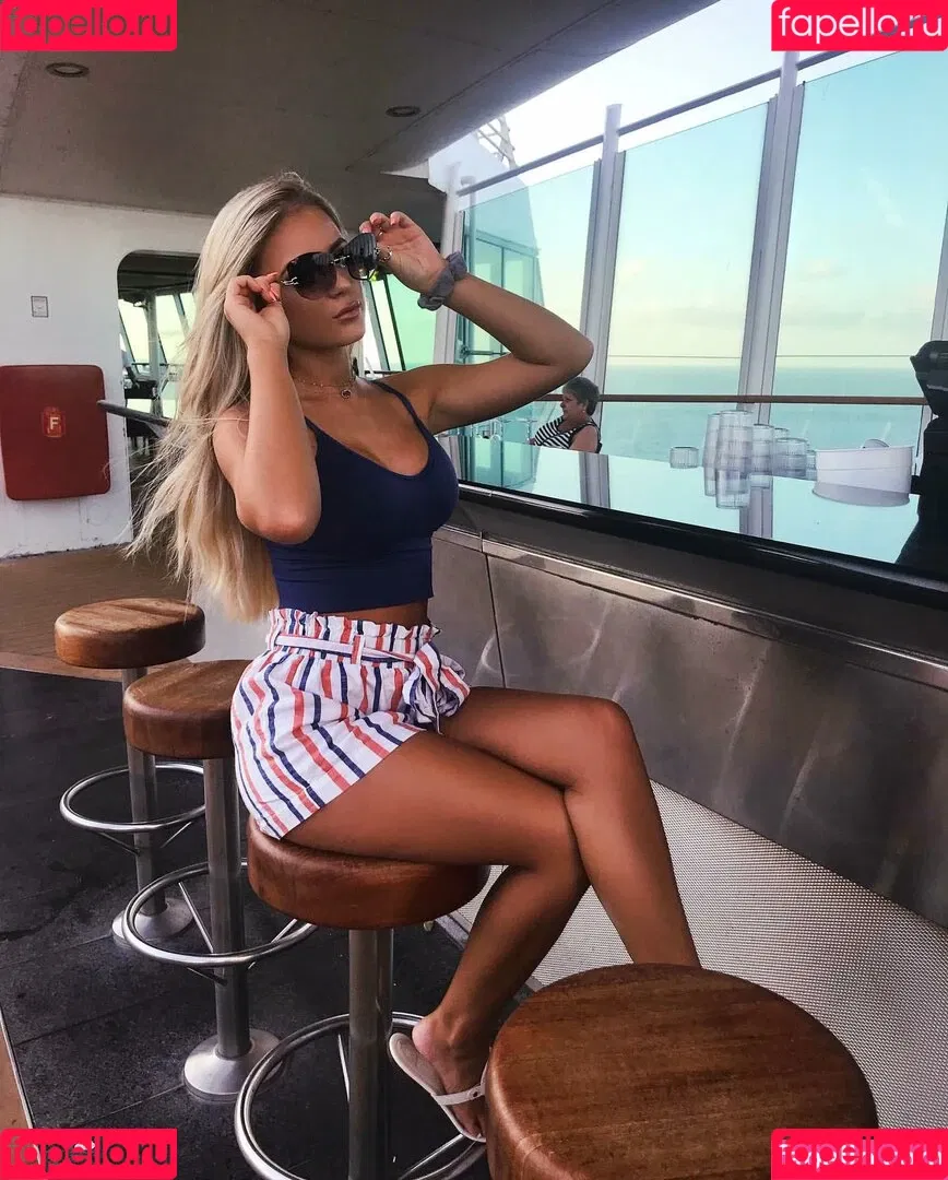 Ashlyn Sharp Onlyfans Photo Gallery 