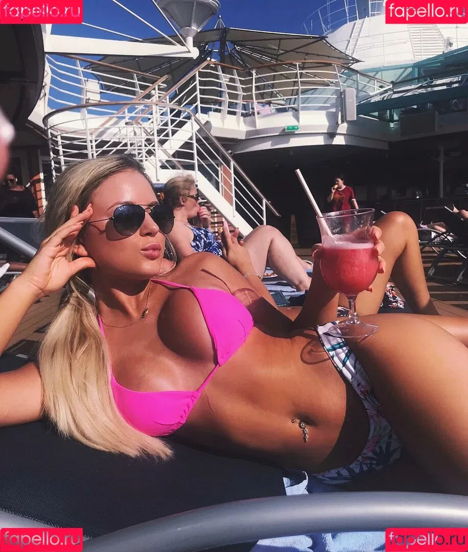 Ashlyn Sharp Onlyfans Photo Gallery 