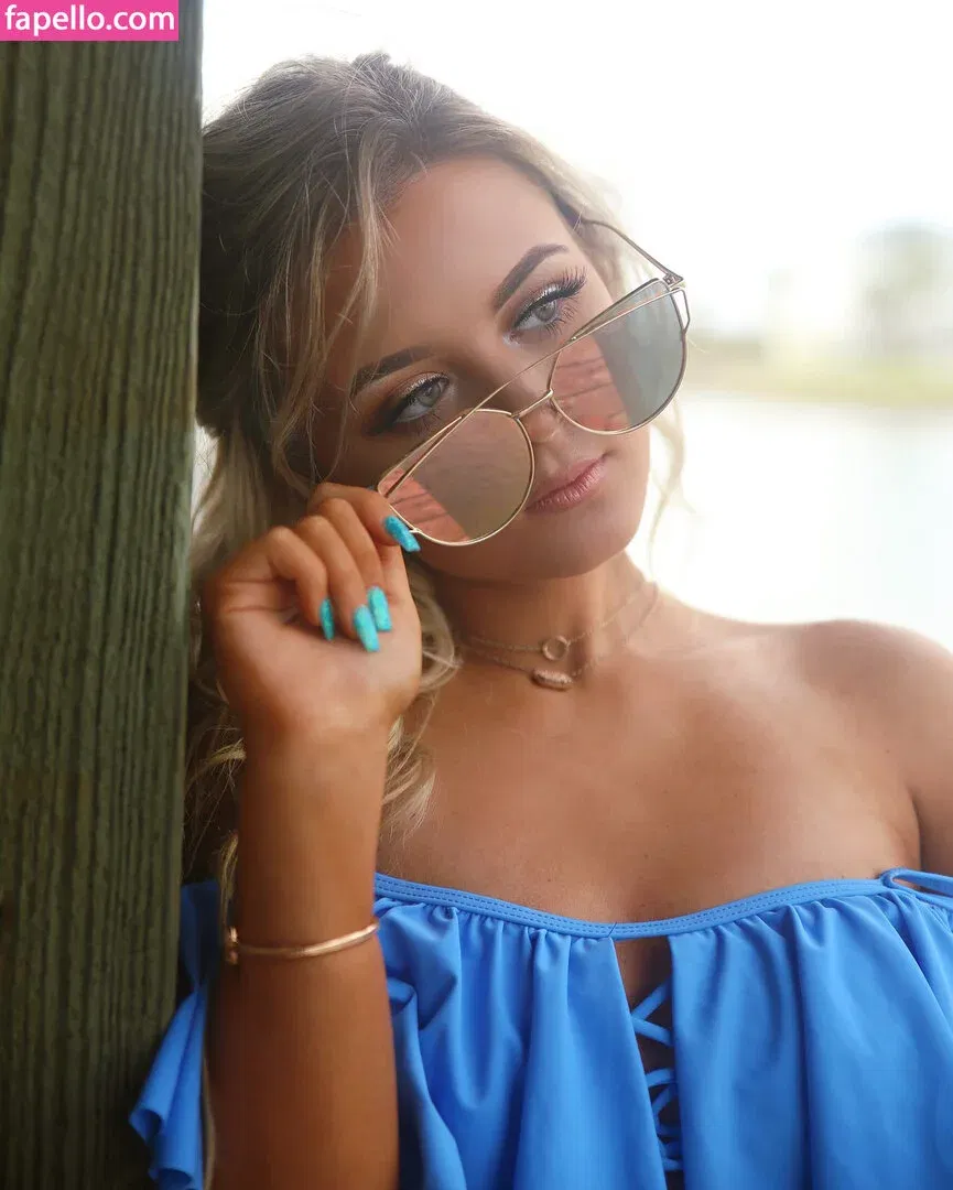 Ashlyn Sharp Onlyfans Photo Gallery 