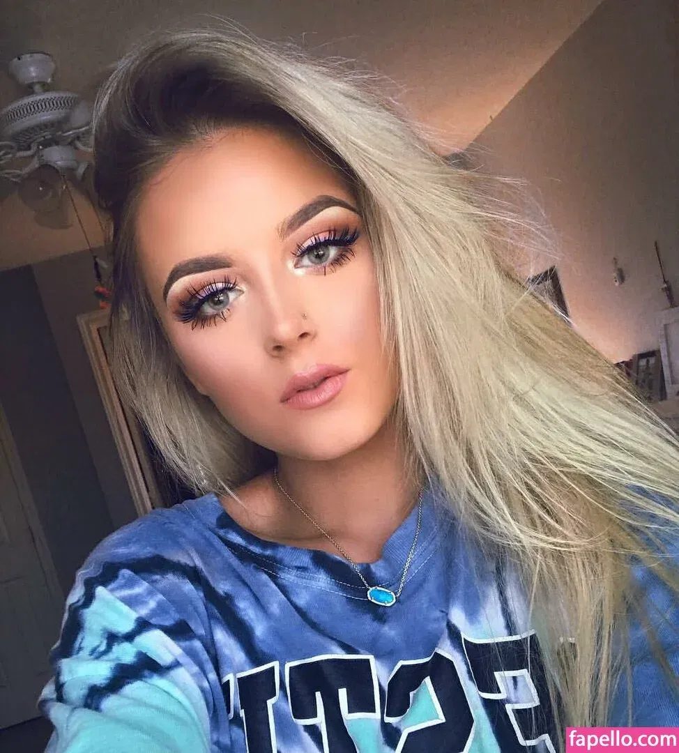 Ashlyn Sharp Onlyfans Photo Gallery 