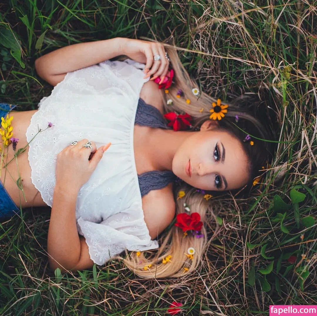 Ashlyn Sharp Onlyfans Photo Gallery 