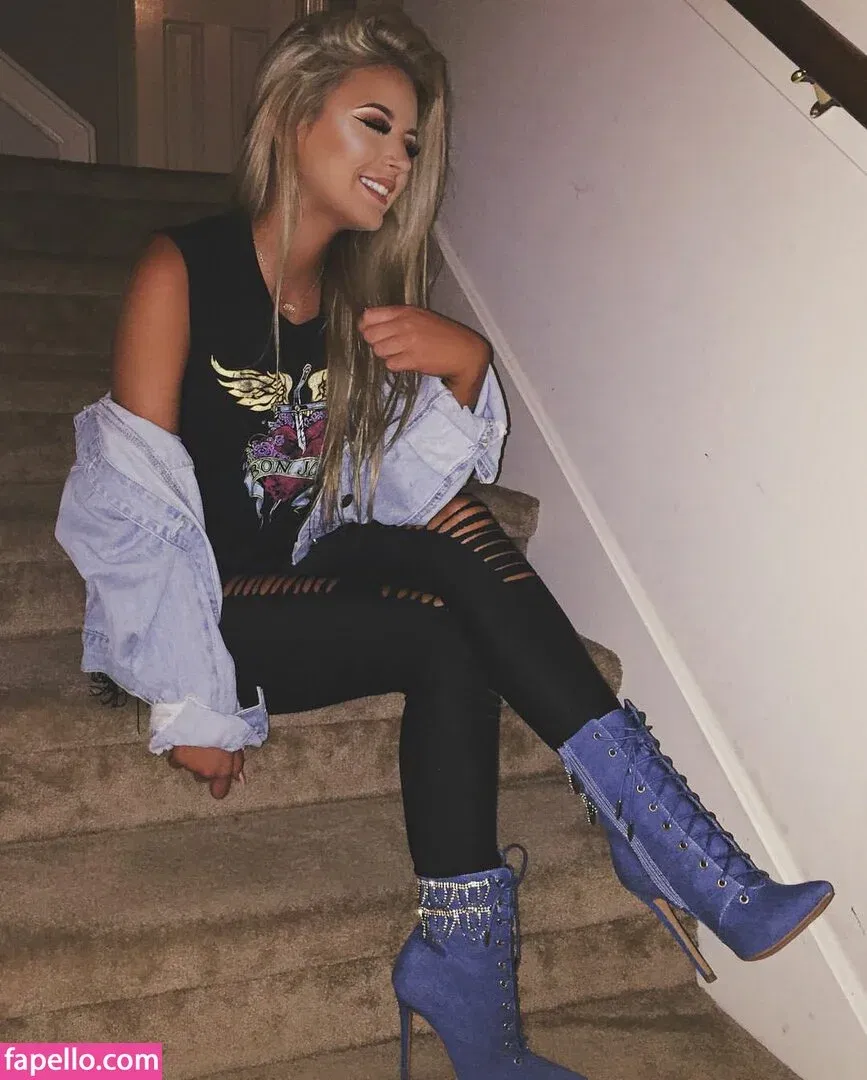 Ashlyn Sharp Onlyfans Photo Gallery 