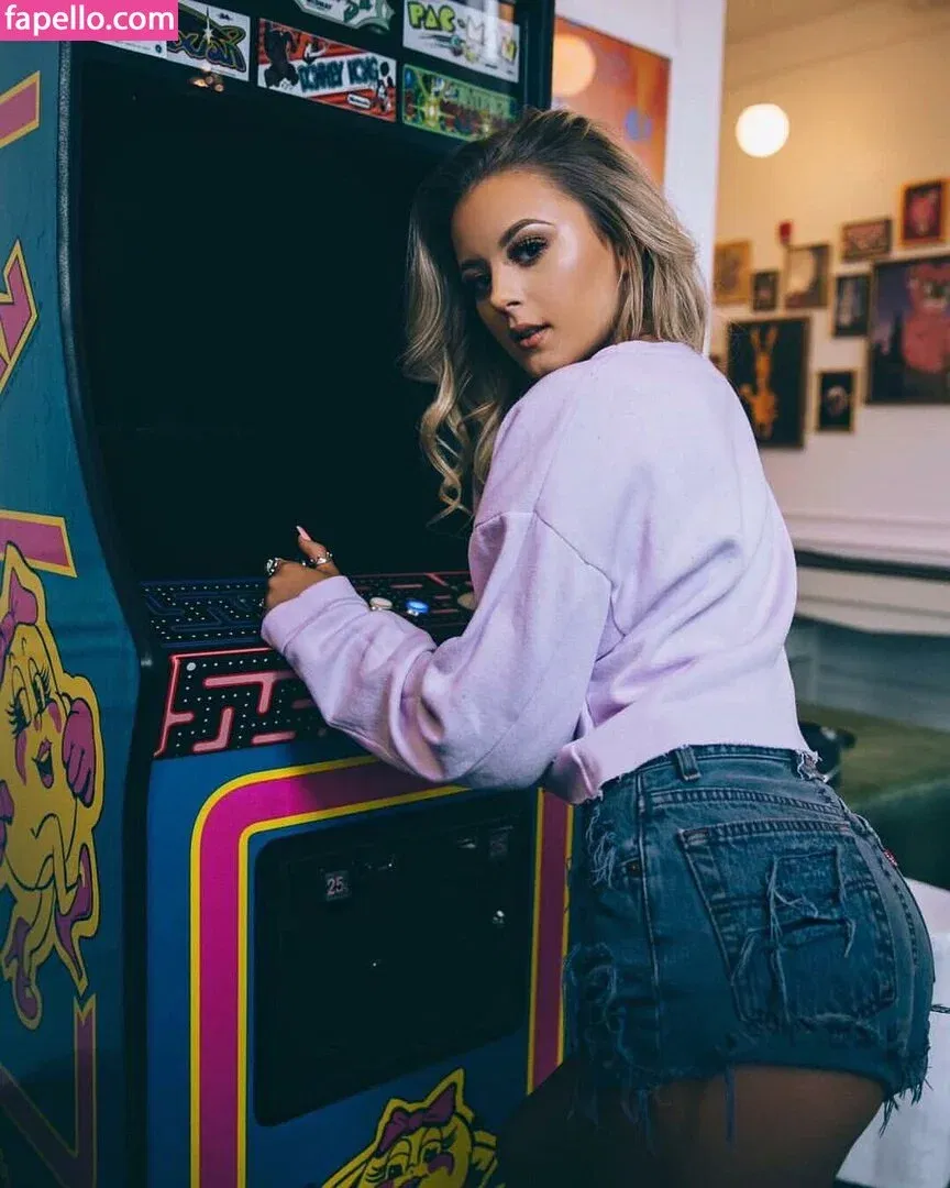 Ashlyn Sharp Onlyfans Photo Gallery 