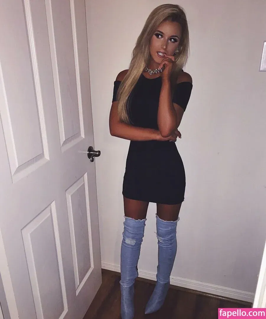 Ashlyn Sharp Onlyfans Photo Gallery 