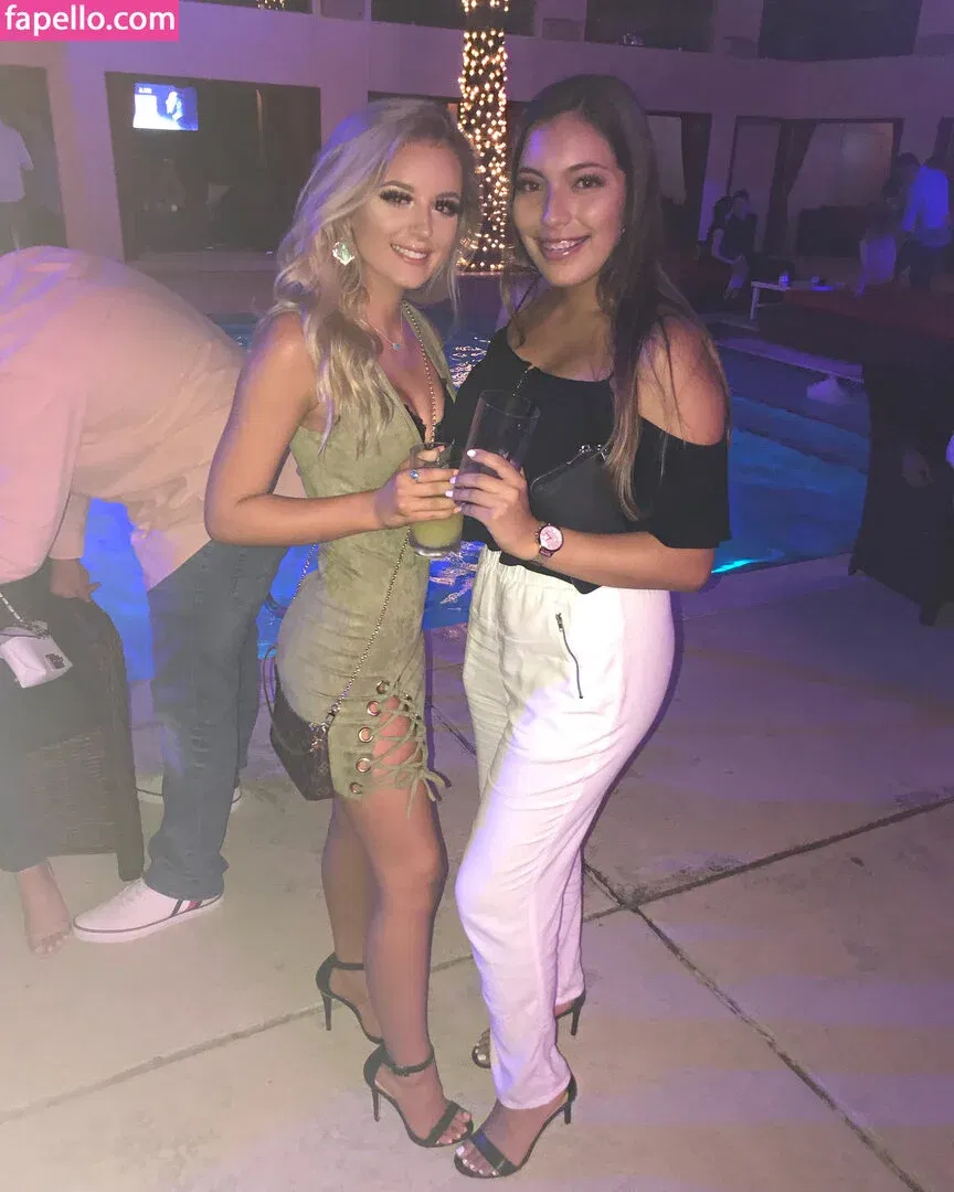 Ashlyn Sharp Onlyfans Photo Gallery 