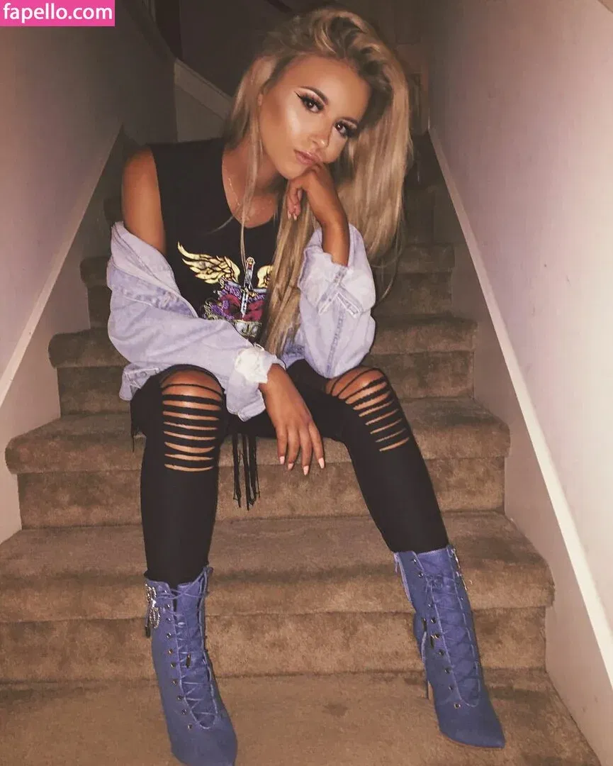 Ashlyn Sharp Onlyfans Photo Gallery 