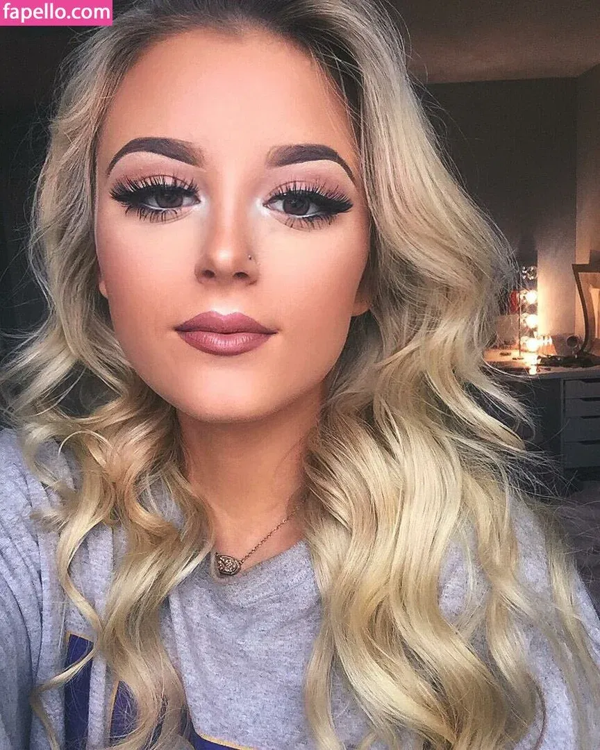 Ashlyn Sharp Onlyfans Photo Gallery 