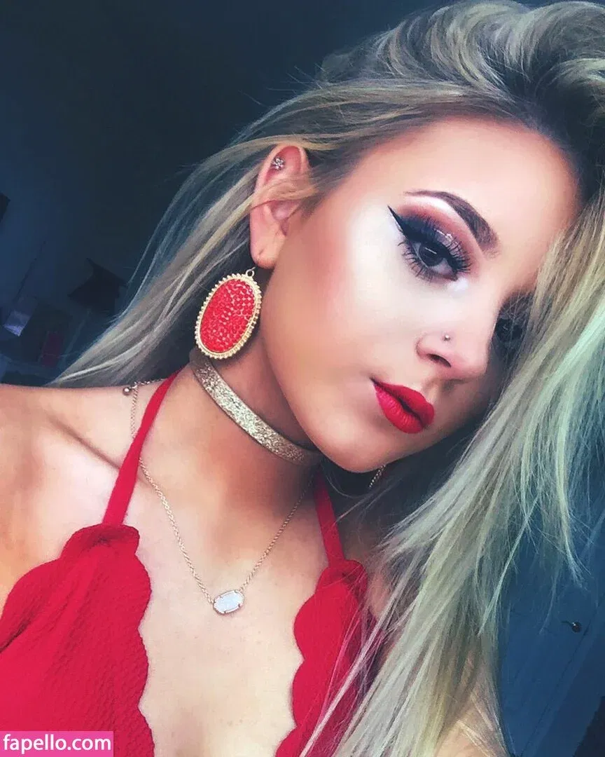 Ashlyn Sharp Onlyfans Photo Gallery 